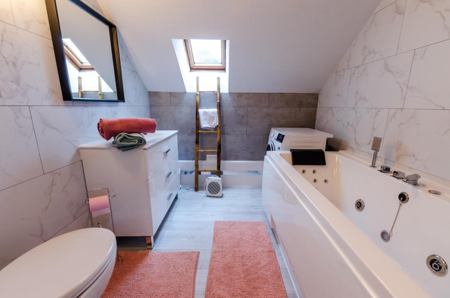 Appartement Balneo-Detente Sainte-Helene-du-Lac Zewnętrze zdjęcie